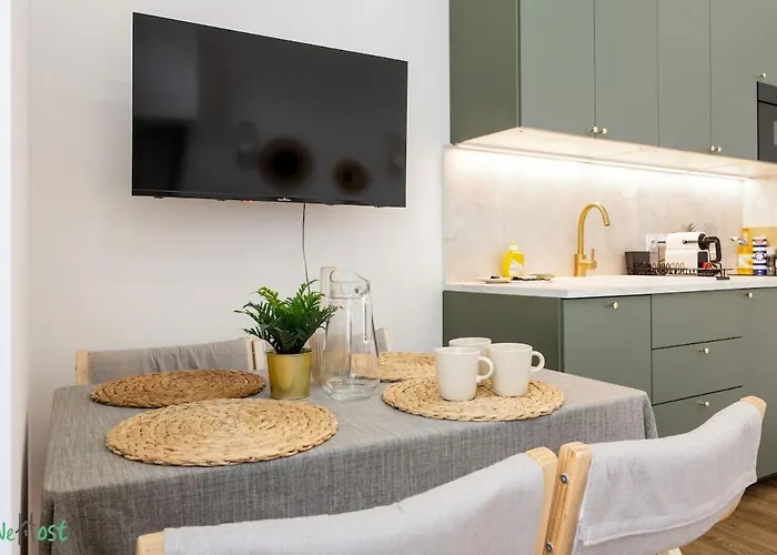 Wehost D4 - La Chic Cour 2 People Near Sea Apartamento *